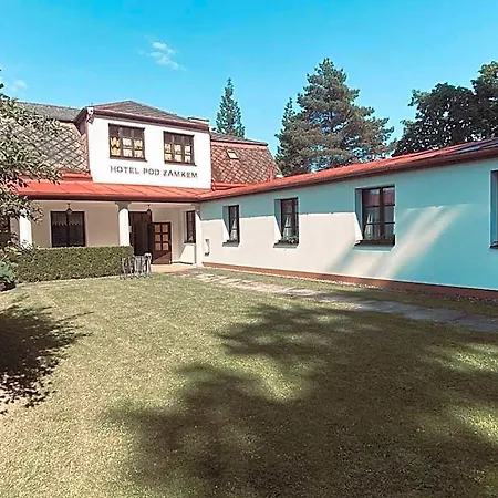 Hotel Pod Zámkem Javorník
